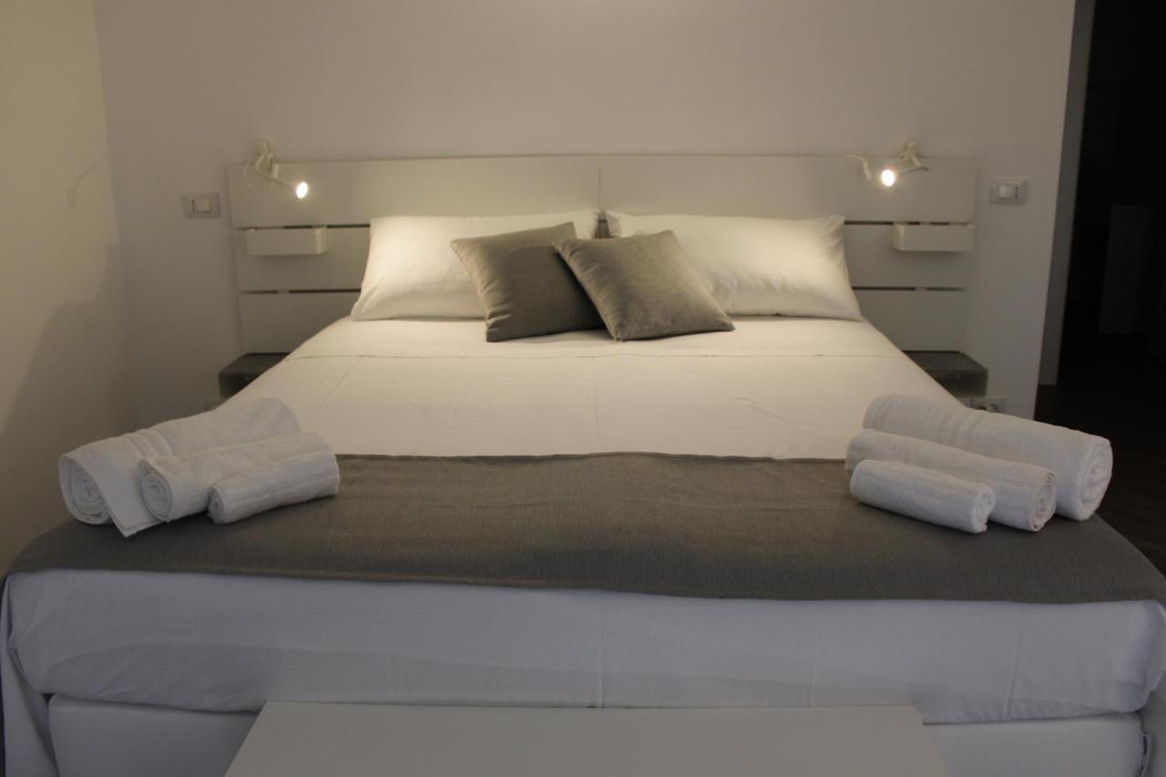Palazzo Caltagirone Suite 팔레르모 외부 사진